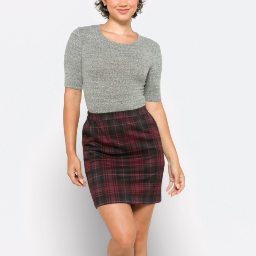 Plaid mini skirt